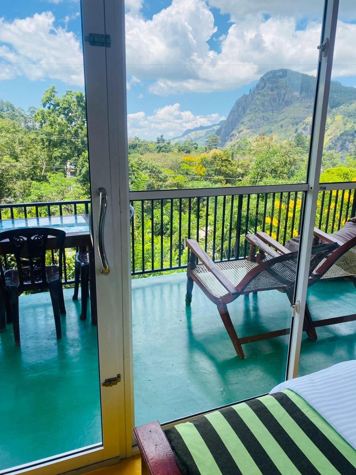 Little Paradise Homestay Ella Eksteriør billede
