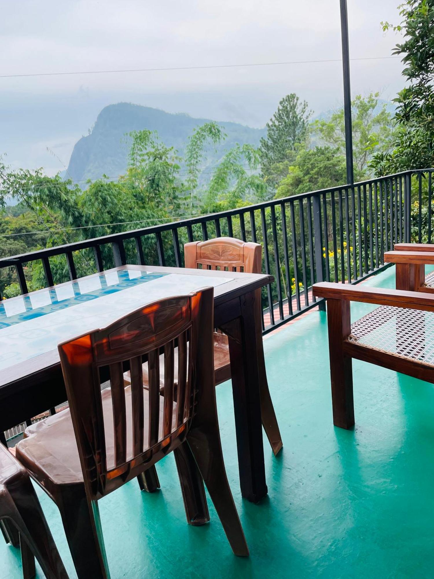 Little Paradise Homestay Ella Eksteriør billede